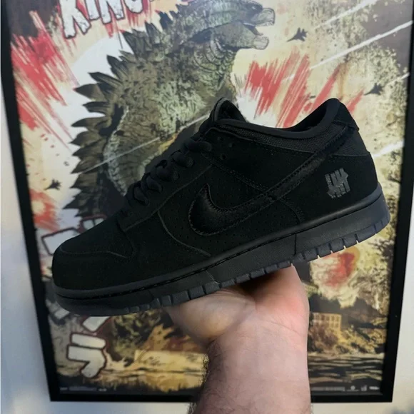 Nike | Shoes | Nike Sb Dunk Low Undefeated All Black Size 5  display picture 1
